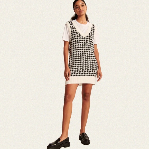 Abercrombie & Fitch Sweater Vest Mini Dress - Picture 2 of 6